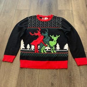 Christmas Spencer’s Workshop Reindeer Sweater Size Medium